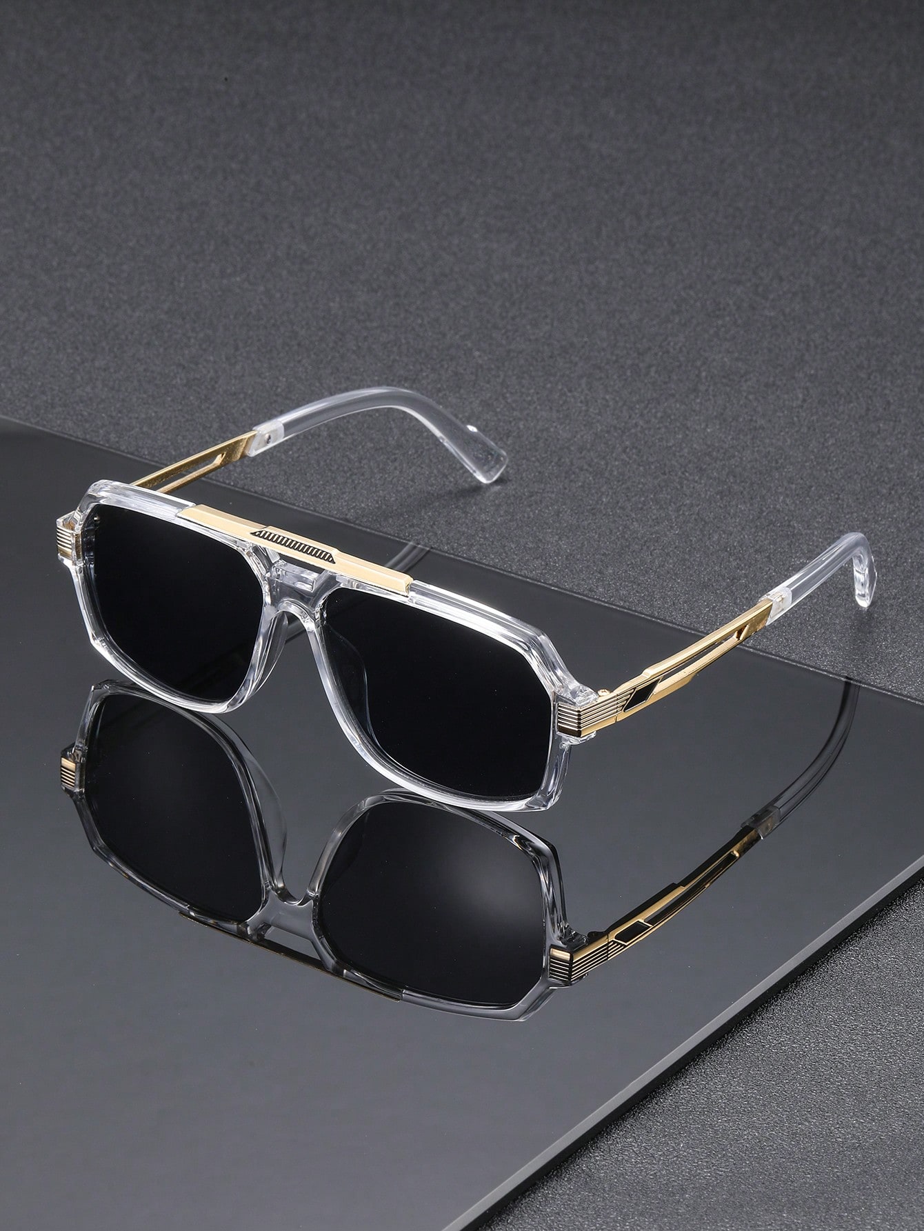 1 pair of men's T transparent  - Metal Photo Panel 评论和价格
